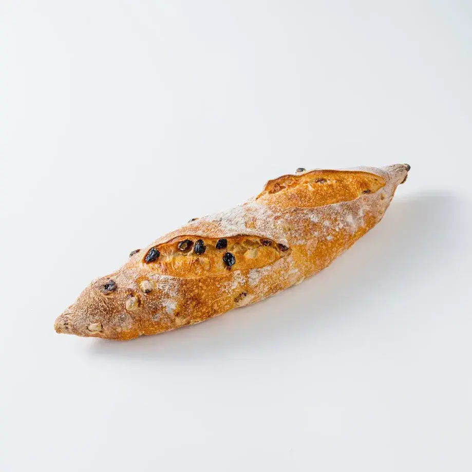 Багет с изюмом