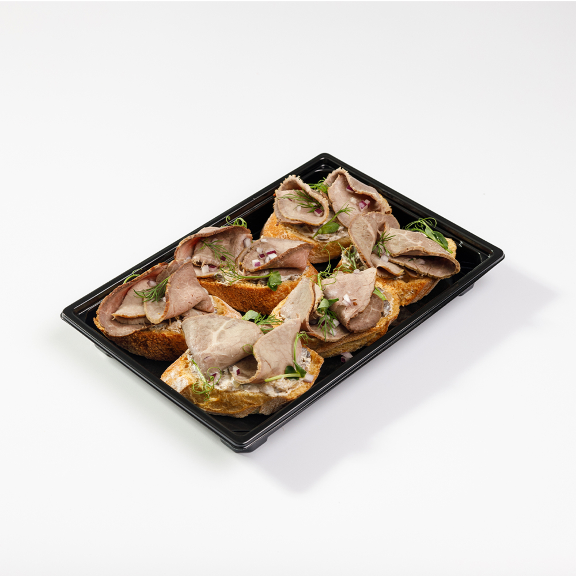 Брускетта с ростбифом и грибным соусом (6 шт.)